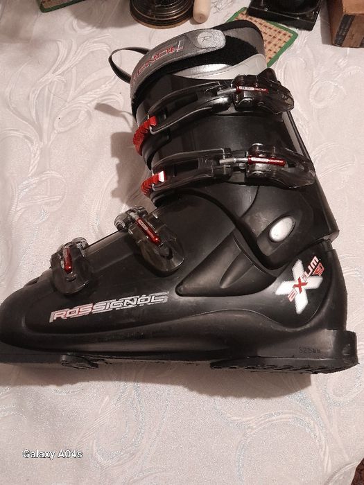 Продавам ски обувки Росиньол