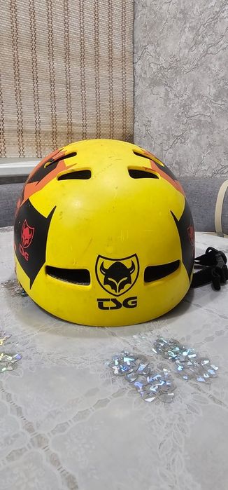 Шлем для самокатов,великов