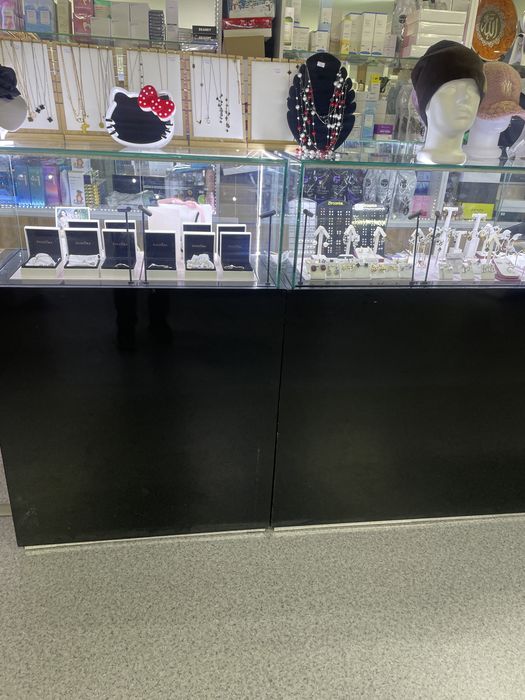 Продам шкаф для аксессуаров