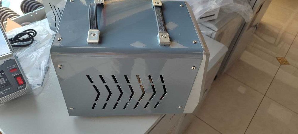 Стабилизатор релейный однофазный 3 кВа HONLE