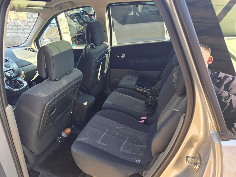 Vand Renaultu Scenic 2.0 16 valve benzina