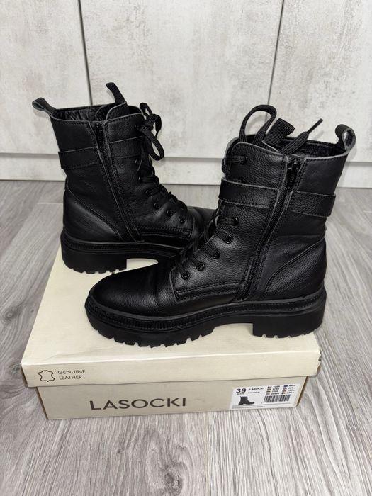 Ghete Lasocki din piele marimea 39