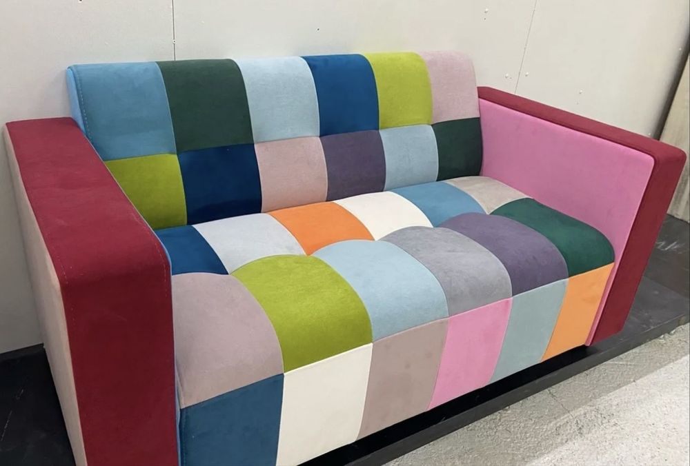 Диван прямой для дома офиса салона красоты