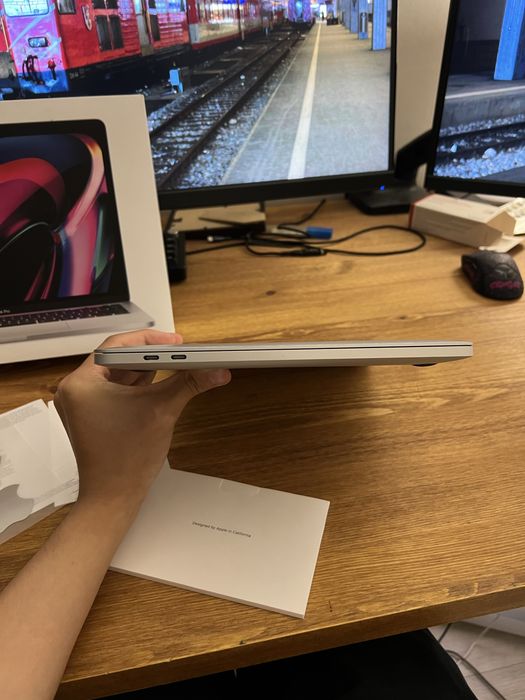 Macbook Pro M1 2020 8/256gb 84% Акб