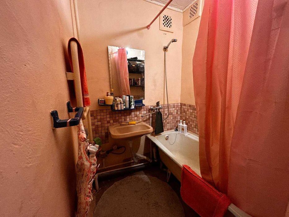 Продажа 2-комнатной квартиры в 7 микрорайоне