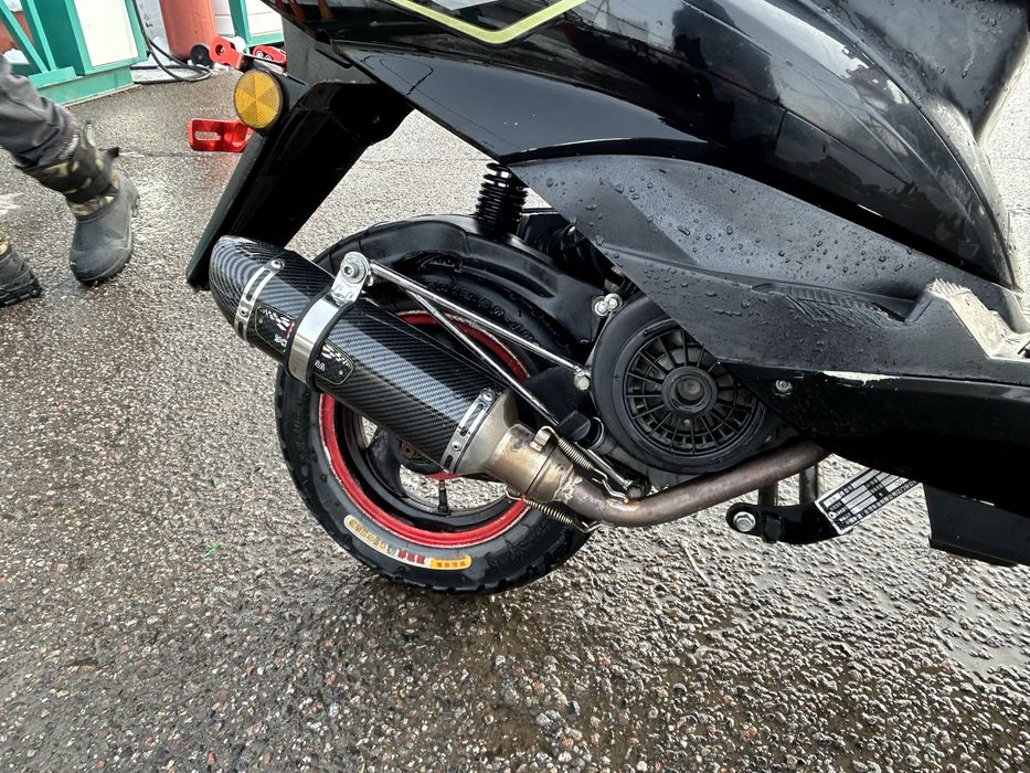 Продам мопед М8 про лия