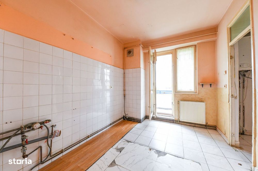 Apartament cu 2 camere, 65 mp, etaj intemediar,zona Calea Floresti