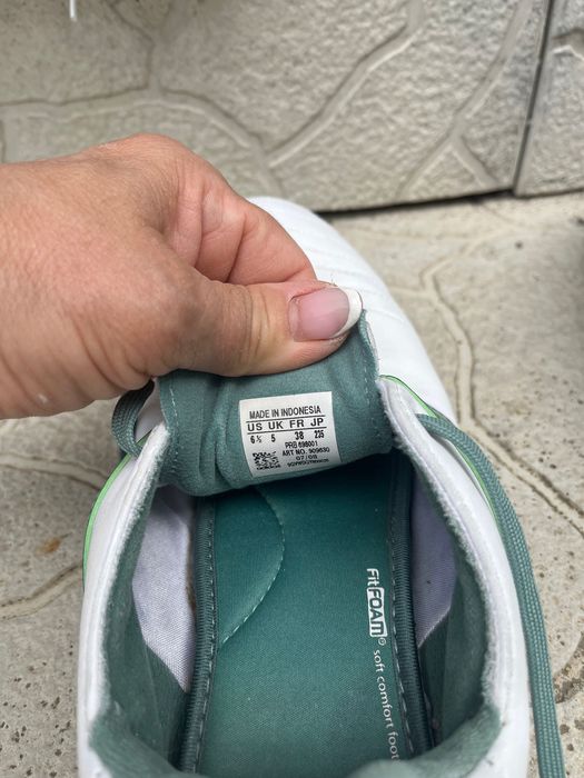 Adidas- дамски мататонки
