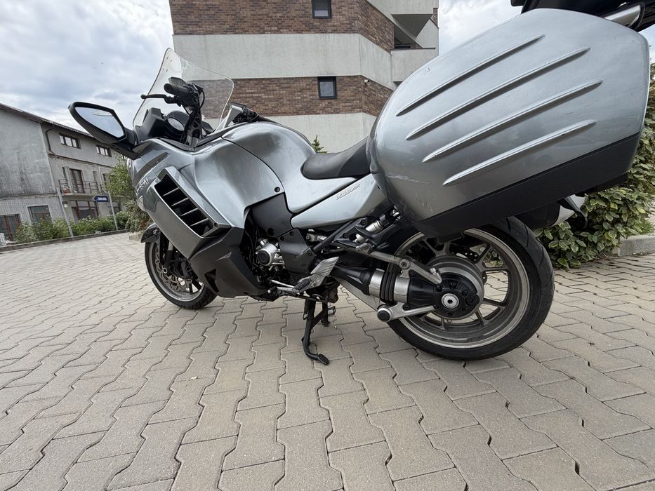 1400 gtr kawasaki ' Auto, moto si ambarcatiuni ' OLX.ro