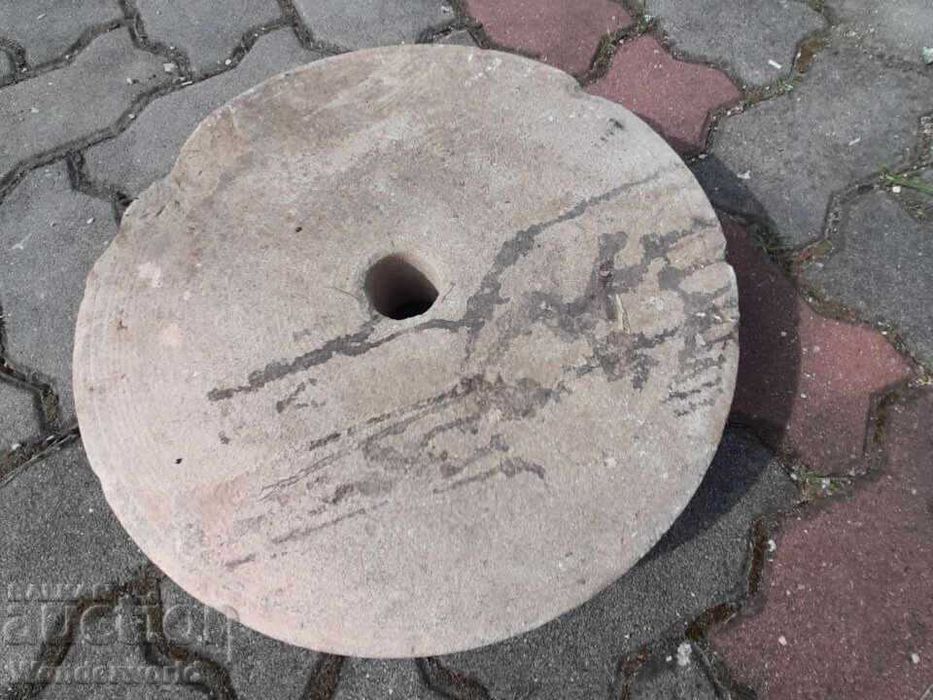 Стар Камък за точило - точиларски камък