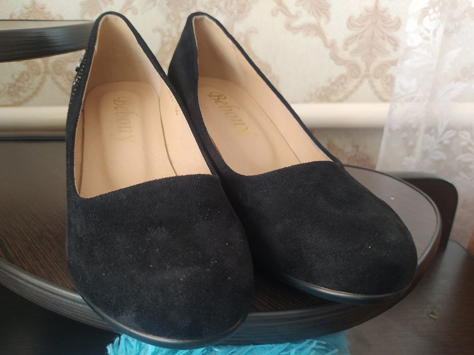 Продам туфли женские