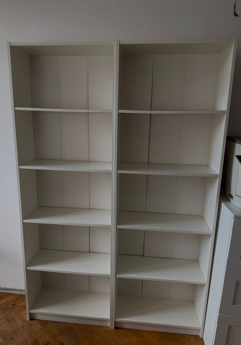 Стилни бели библиотеки – комплект от 2