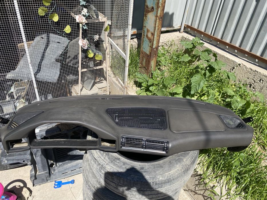 Обшивки дверные карты на bmw е 34 ресталинг