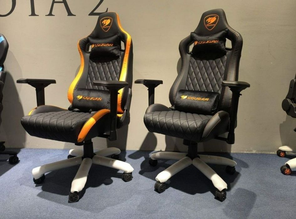 Компьютерное игровое геймерское кресло модель Cougar Outrider есть гар