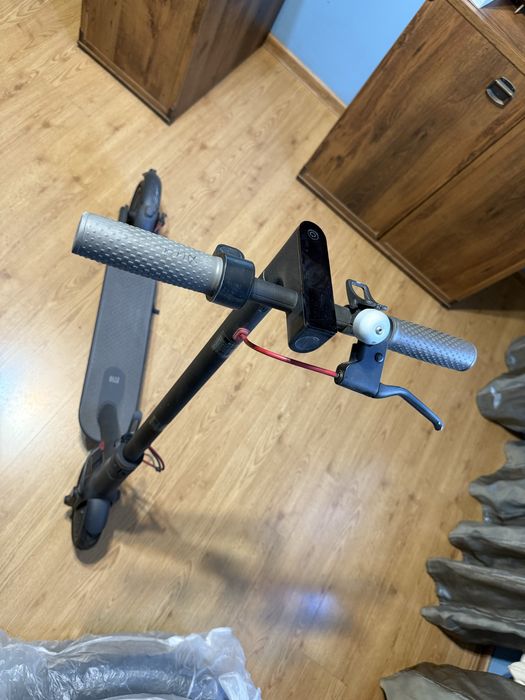 Xiaomi Mi Electric Scooter
