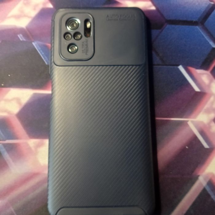 Продам смартфон Redmi Note 10S