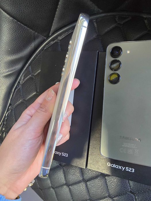 Samsung Galaxy S23 8/256