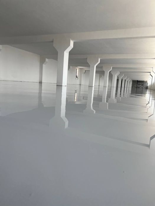 Epaksidniy nalivnoy pol