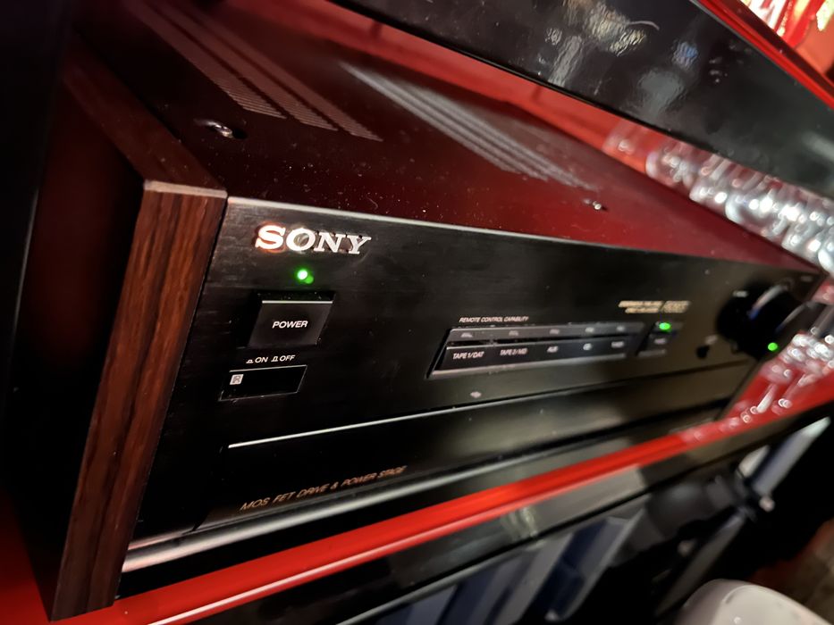 Sony Amplifier F 606 ES