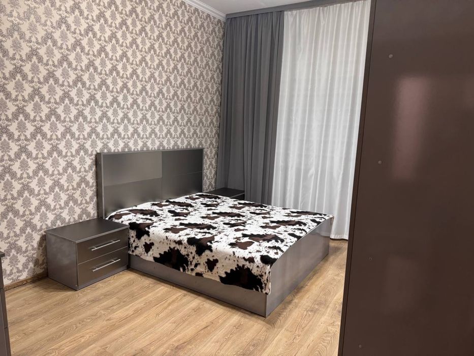 Сдаю в аренду 3 х комнатную квартиру в центе