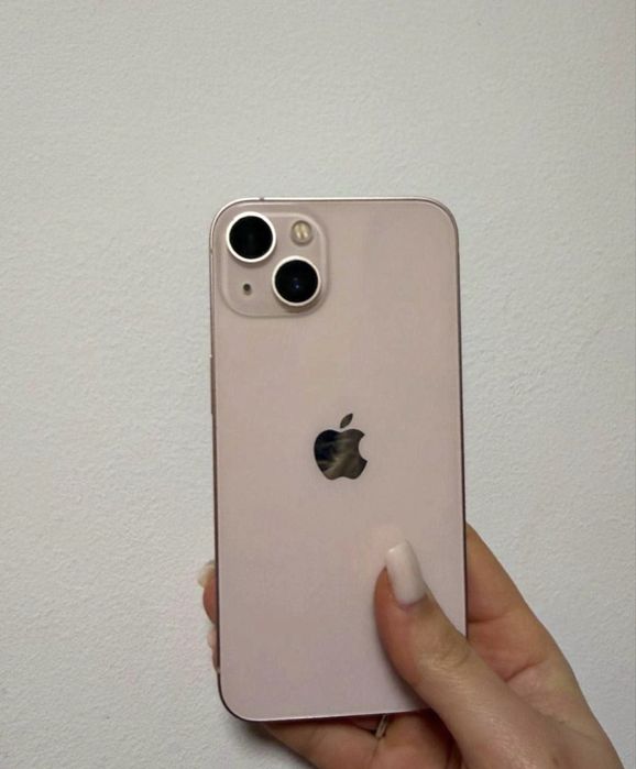 Vând Iphone 13 in stare bună