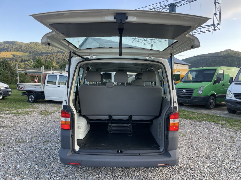 VOLKSWAGEN Transporter 2010 — imagine 5