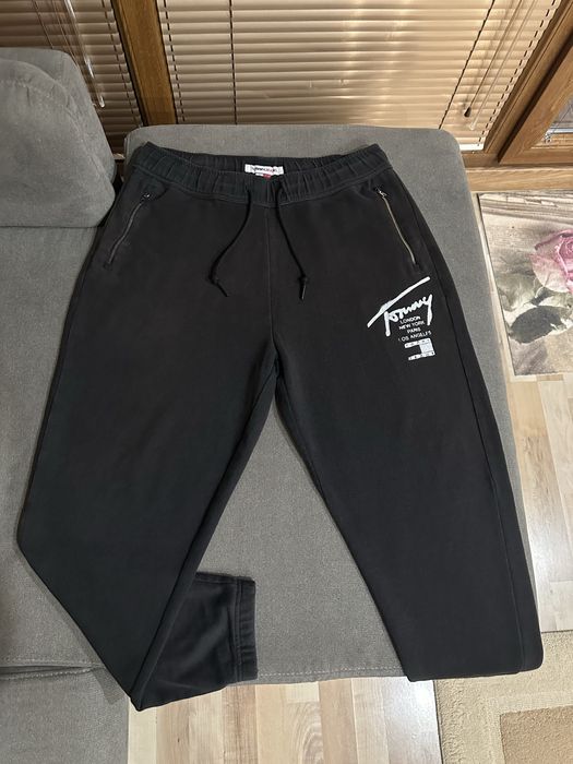 Оригинална долница Tommy Hilfiger