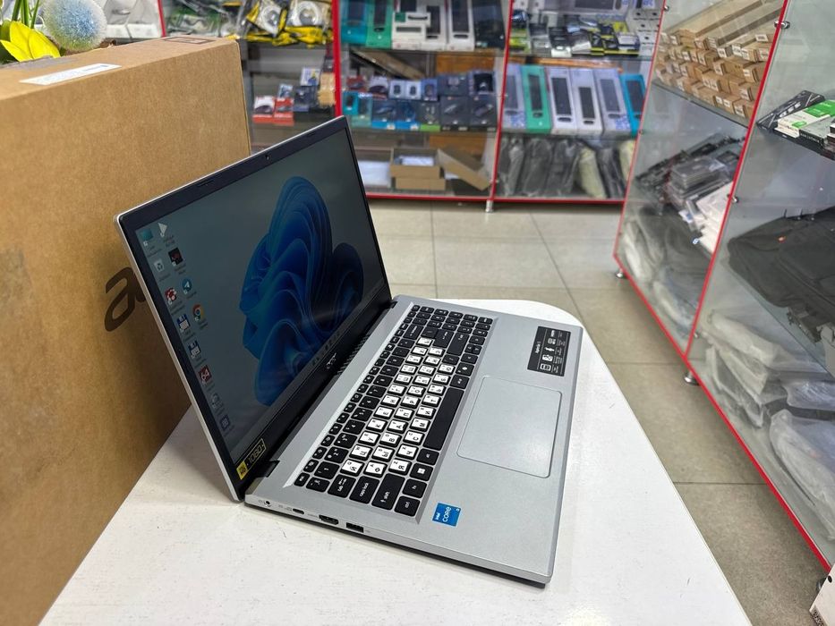 acer intel core i3-13 avlod ddr5 8 gb operativka hamda FHD IPS ekran