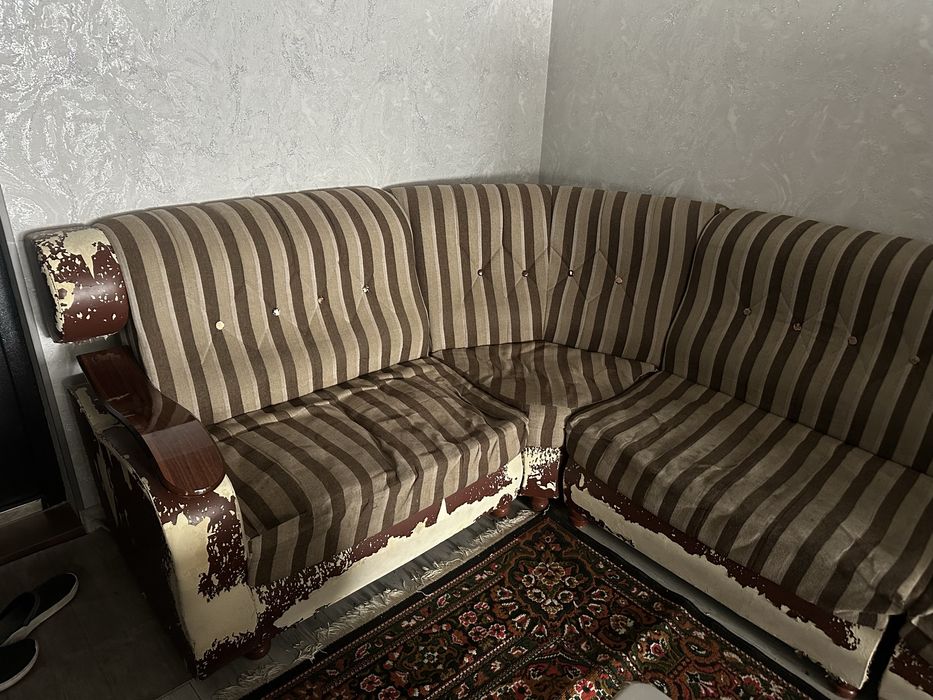 Mebel utirib damolish uchun