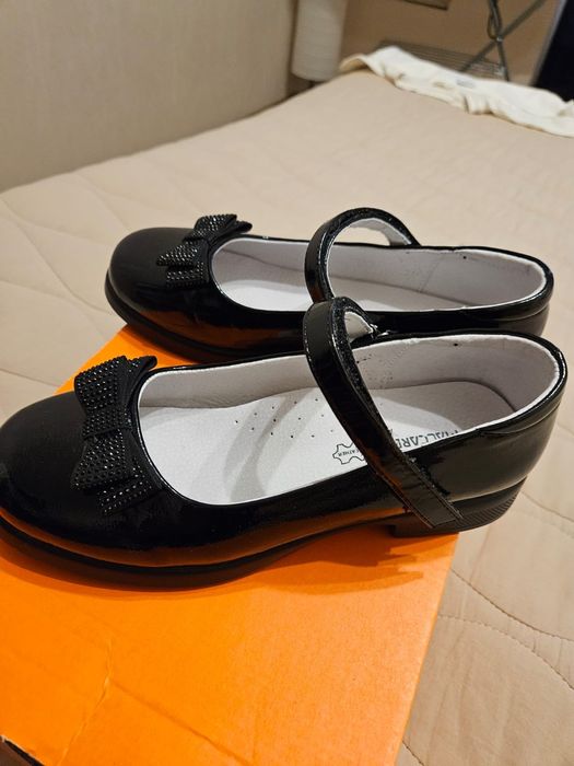 Школьные туфли для девочки