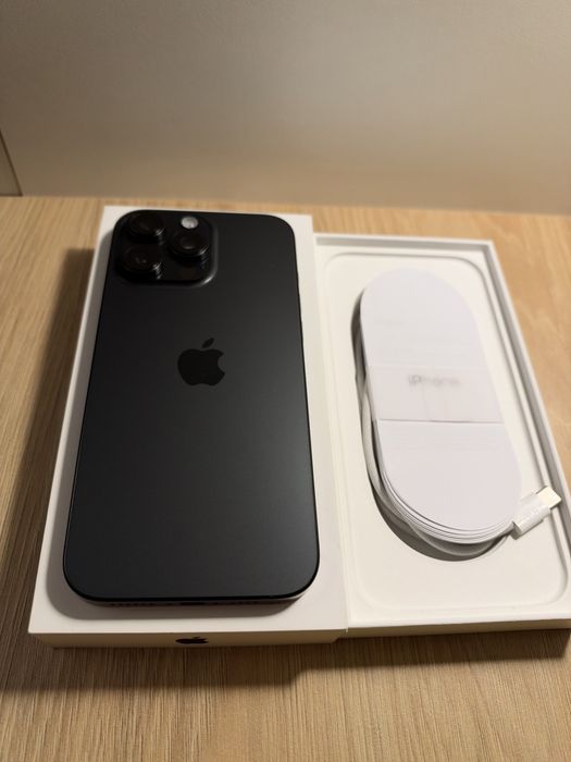 Iphone 16 Pro Max Black Titanium