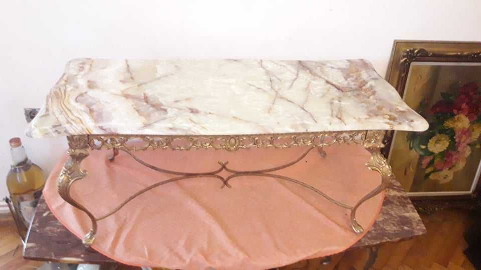 Masa din bronz cu blat de onix