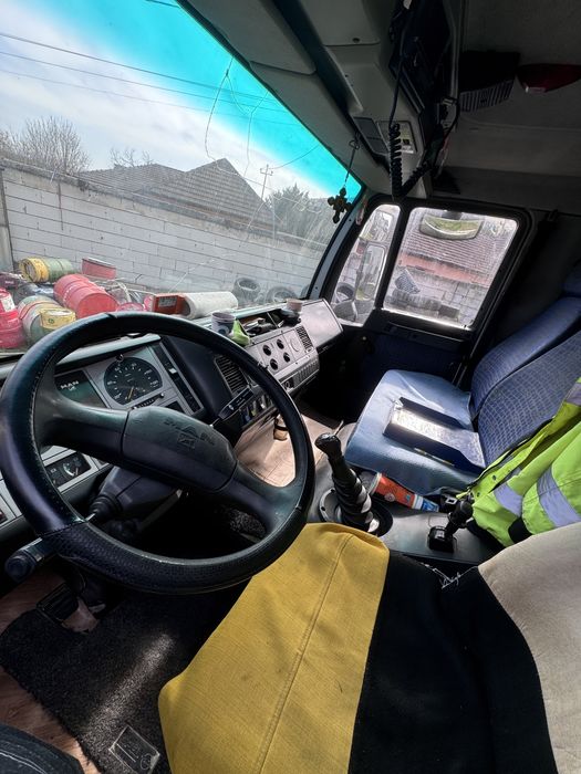 Vand camion 7,5 tone, septica MAN LE 180 C