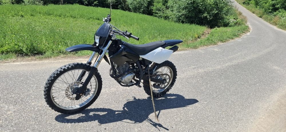 Vand cross yamaha xt 125cc