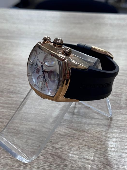 Часы Reef tiger(os14b)