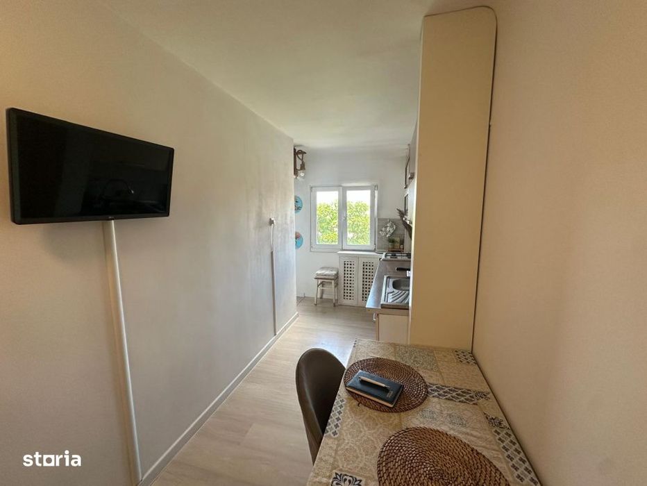 Apartament 2 camere decomandat 45mp + balcon Rovine