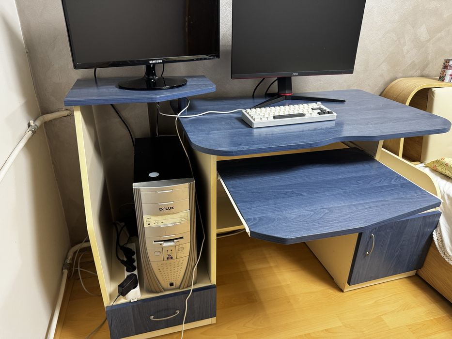 Двуцветно Бюро (синьо и бежаво)