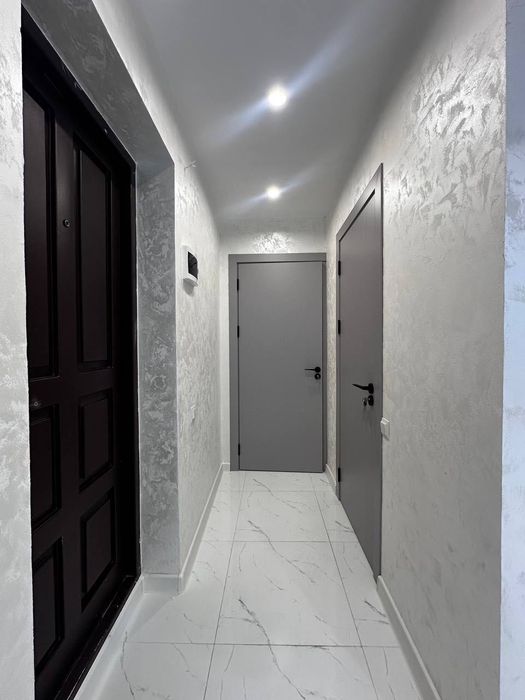 Ц-5 Продаётся Коммерческое Помещение 55 м2 ремонт Финансовый Институт