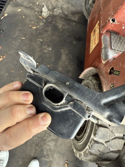 Радар сензор Бмв 6885585 Bmw F30 F15 F16 F06 (radar senzor)