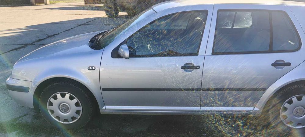 Голф4 1.6 на части