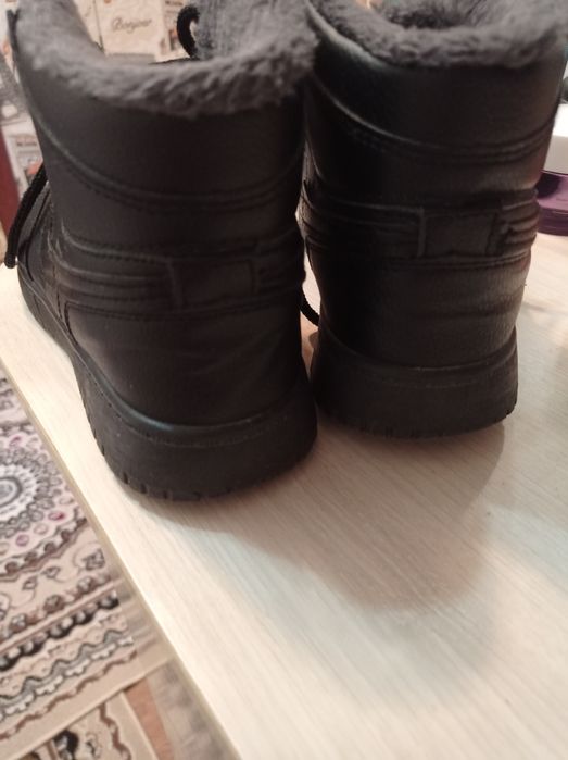 Продам женские красовки