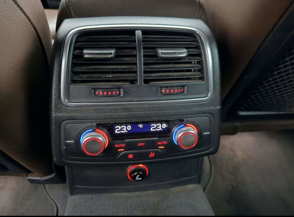 Renault Megane  sau (Audi A6 c7 ) full 2014 automata