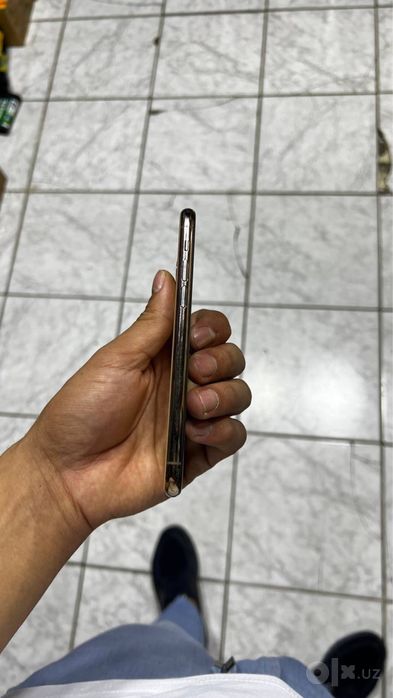 Iphone 11 pro sotiladi holati zor