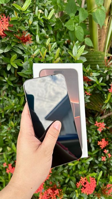 iPhone 16 PRO MAX cu 96% Bateria