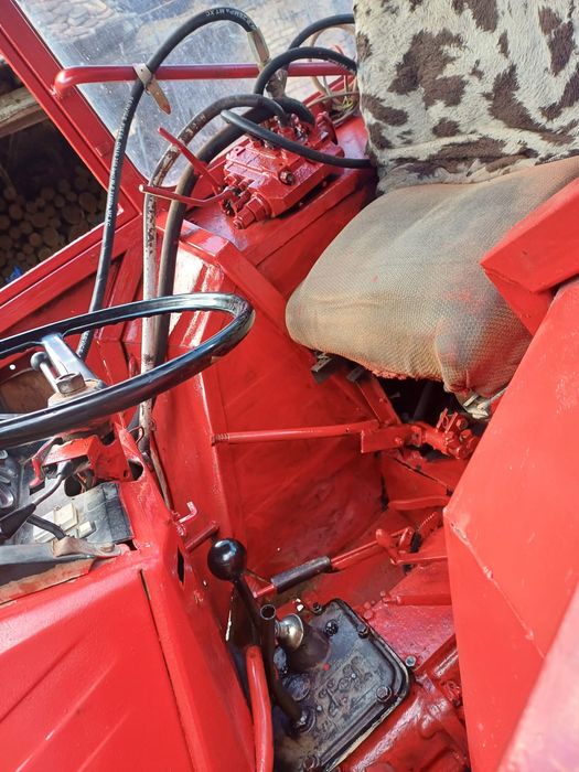 Vand tractor UTB 445 4x4