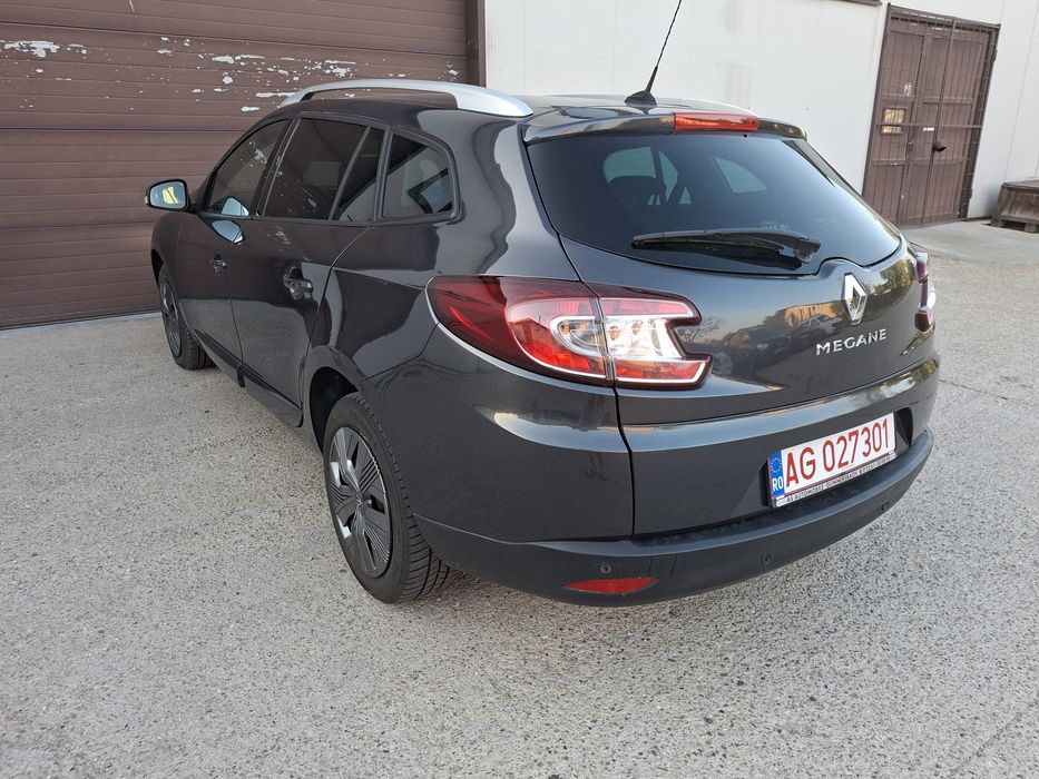 Renault Megane 3-an 2013-1.5 Dci110-6+1 trepte-navi-euro 5-parc auto-rate Tbi-nr rosii