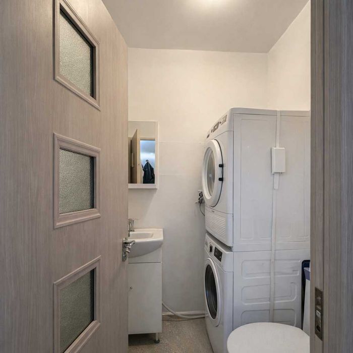 Vanzare apartament 3 camere