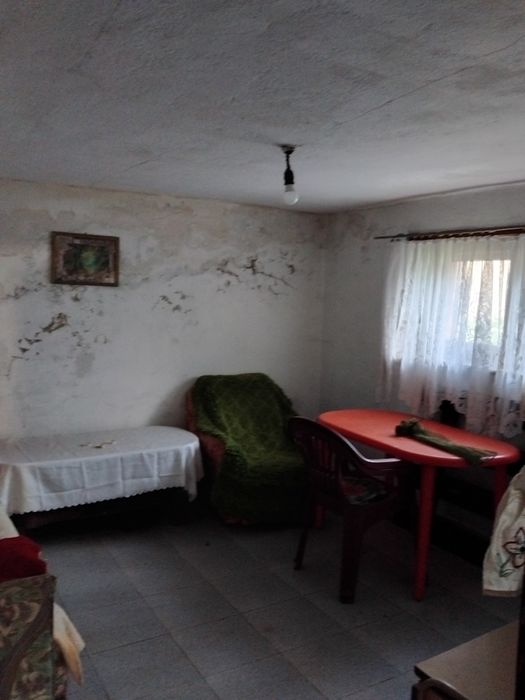 Къща в град Кривол , област Монтана(ВРАЧАНСКО)-0885119498