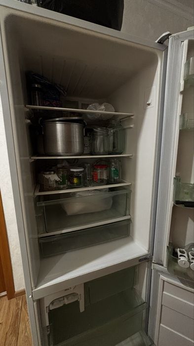 Продам холодильник Panasonic