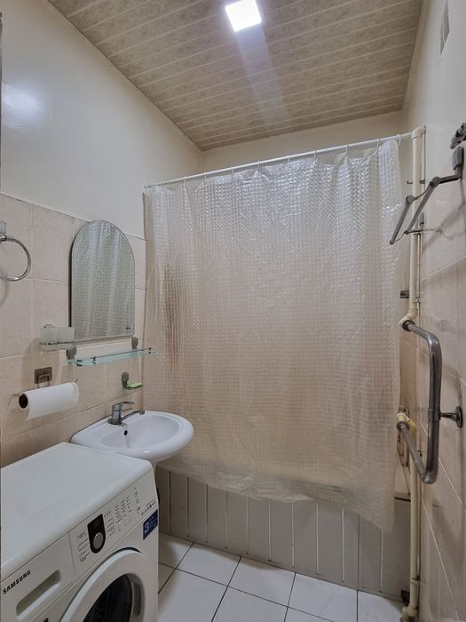 Продаётся Мирзо Улугбекском районе возле ЭКО базара